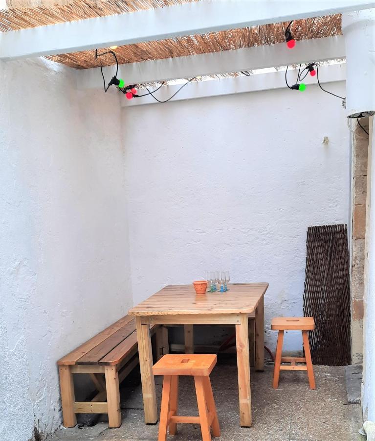 Maison De Pecheur Renovee Avec Cour Proche Du Port เลส์ซาบล์-โดล็อนน์ ภายนอก รูปภาพ