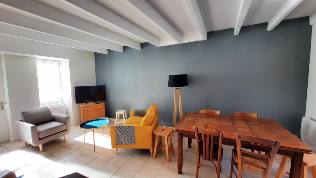 Maison De Pecheur Renovee Avec Cour Proche Du Port เลส์ซาบล์-โดล็อนน์ ภายนอก รูปภาพ